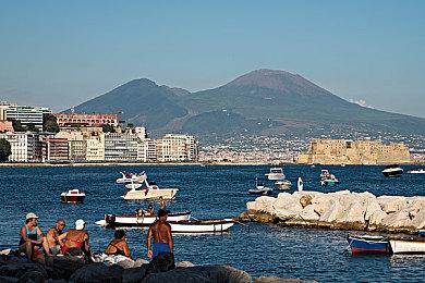 传闻：《女神异闻录4：无敌究极后桥背摔》多人大厅模式仅适用于PS4 版